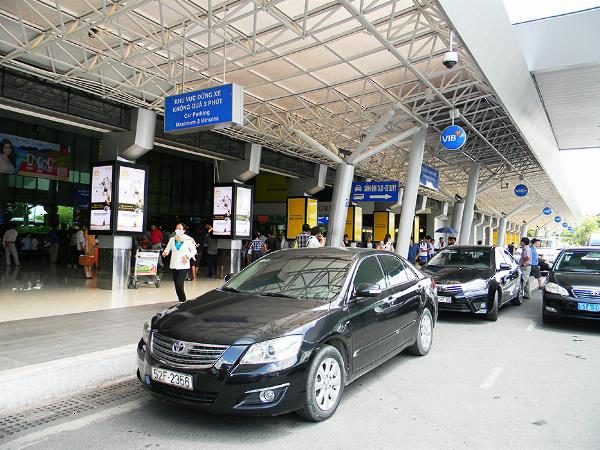 -to-be-from-car-to-be-in-the-road-to-ne_ZNpEhCaW-600x450.jpg